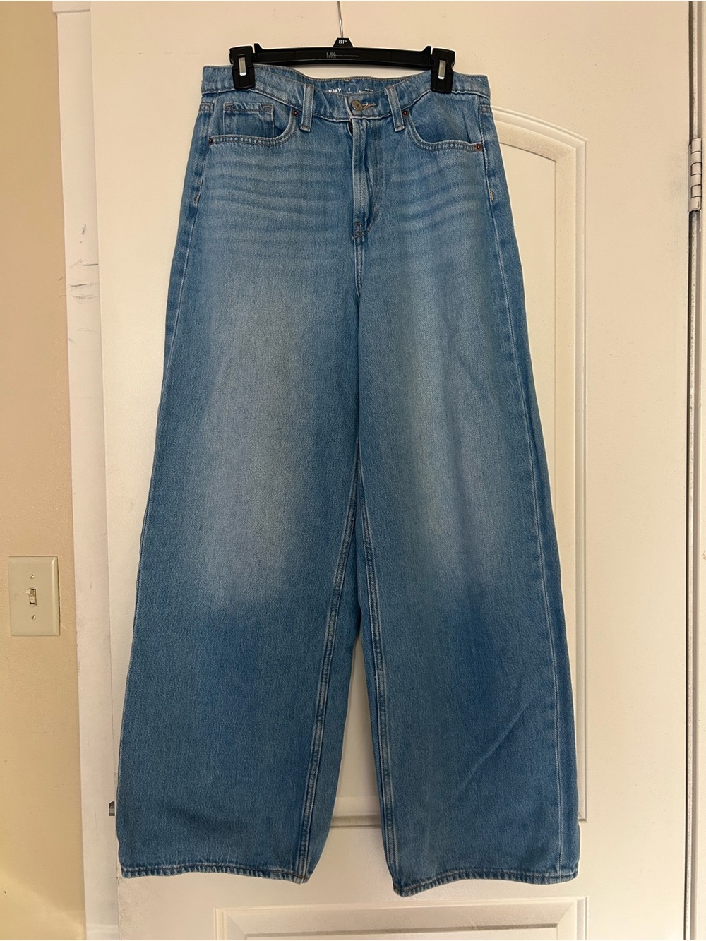 Old Navy Women's Wide-Leg High-Rise Jeans in Light Blue Wash